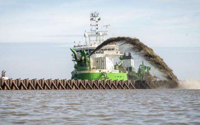 marine-dredging-dredger-DEME-GNSS-receiver-by-Septentrio-