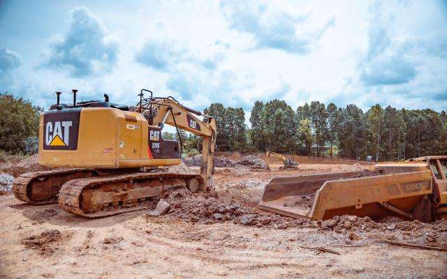 Excavator_Unicontrol_Septentrio_RB3_ultra_rugged_receiver